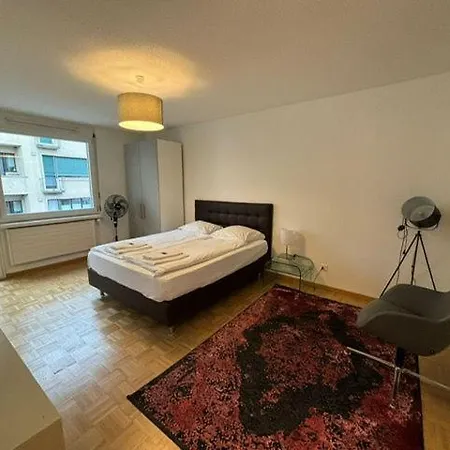 Cute Next To Museum Of Art - Art 9 Zurigo