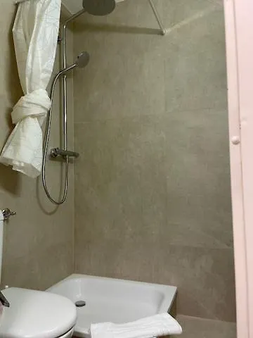 Cute Next To Museum Of Art - Art 9 Apartman